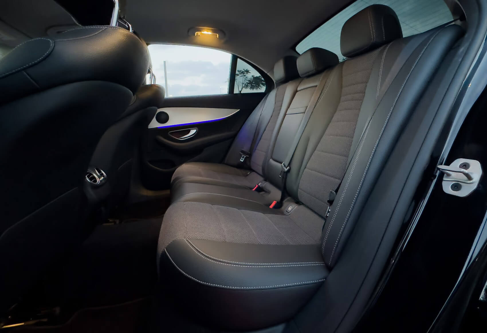 Mercedes-Benz E-Class W212 car rental