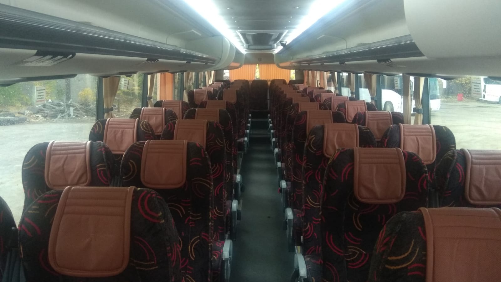 Golden Dragon XML6126 bus rental