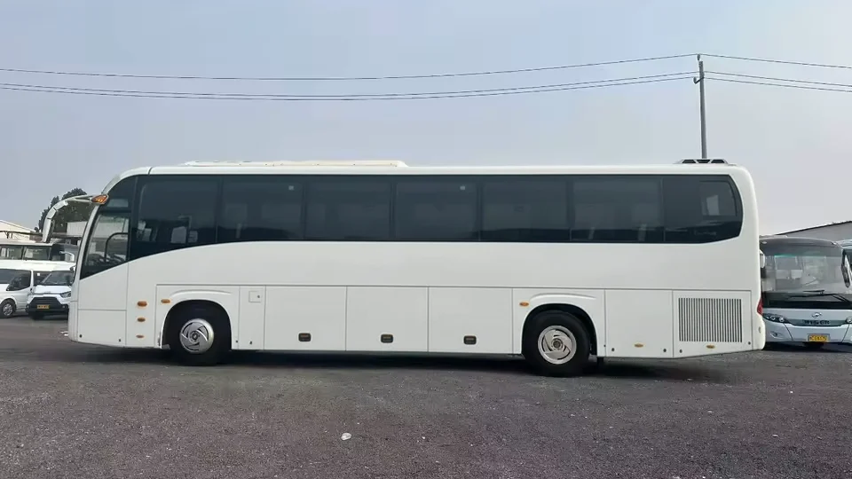 King Long XMQ6127 bus rental