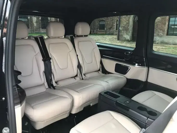 Mercedes-Benz V-class bus rental