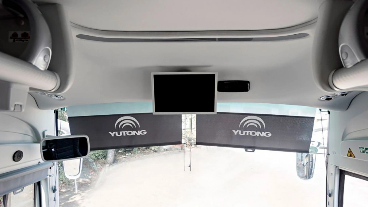 Yutong 6938 bus rental