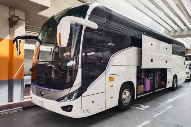 Yutong 6938 bus rental