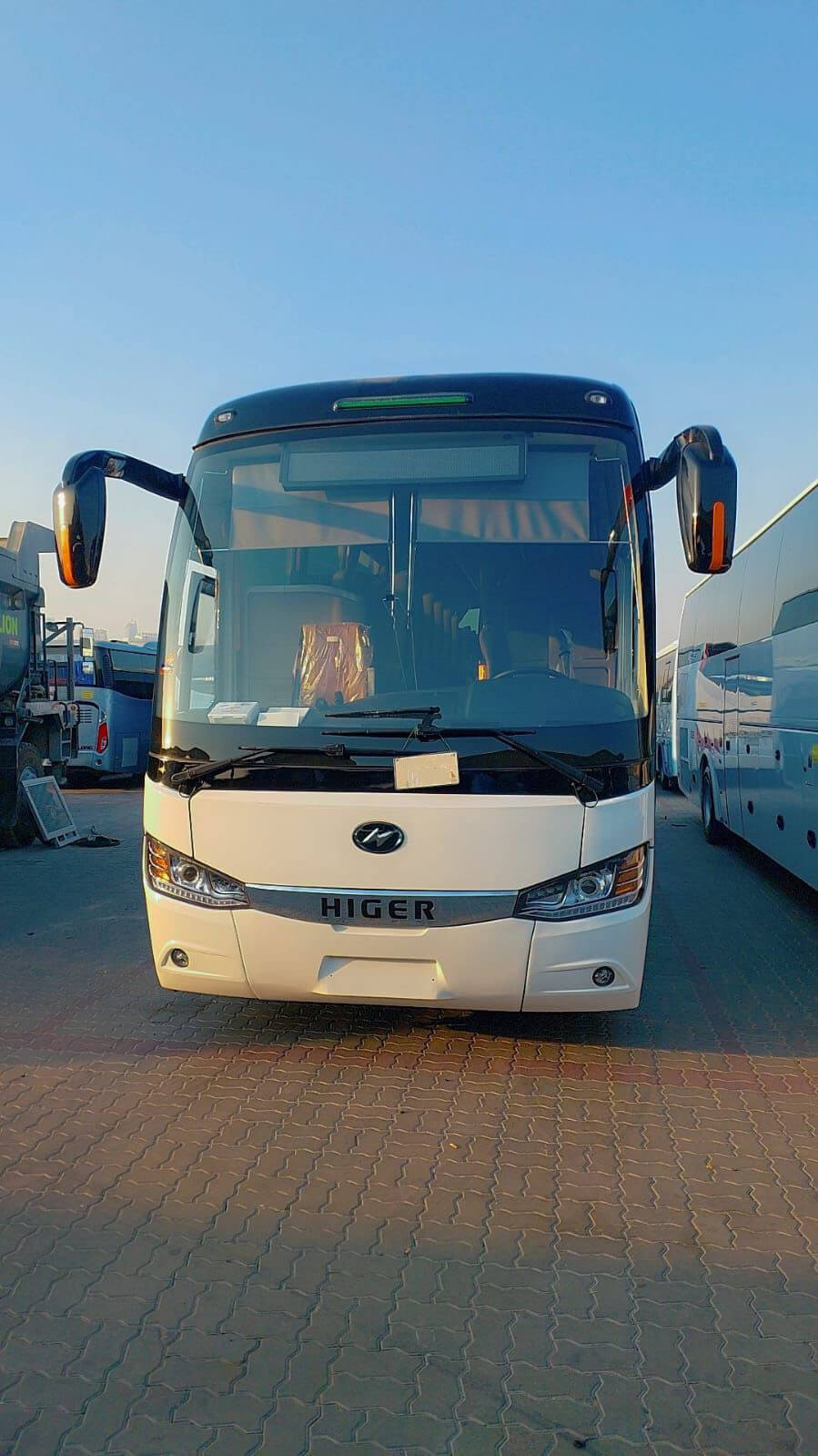 bus rental Higer 6129