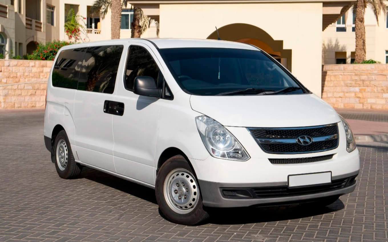 Hyundai Starex bus rental