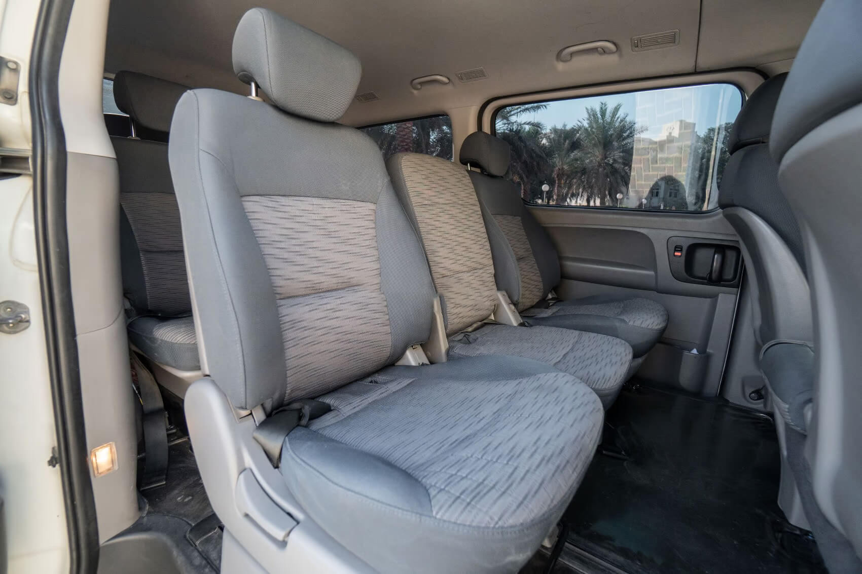 Hyundai Starex bus rental